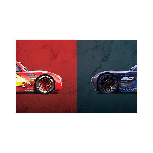 پادری نوجوان مدل تقابل دو ماشین مسابقه