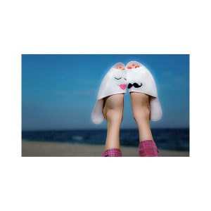 پادری نوجوان مدل دمپایی های عاشق