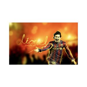 پادری نوجوان مدل فوتبال و مسی