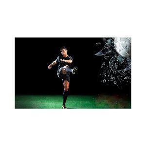 پادری نوجوان مدل رونالدو و شوت شیشه ای