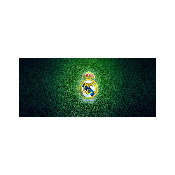 پادری نوجوان مدل یک آرم رئال مادرید