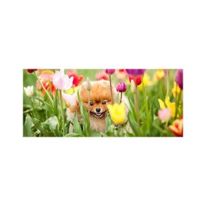 پادری حیوانات مدل سگ با مزه در میان گل ها MA0062