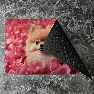 پادری حیوانات مدل سگ کوچولو در میان گل ها MA0072